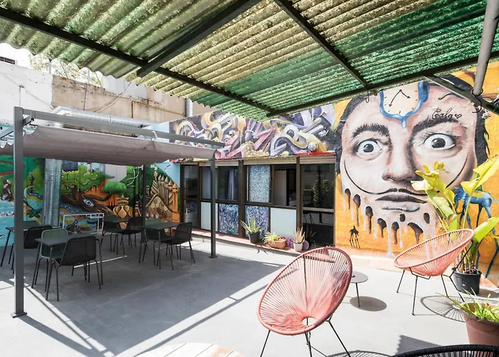 No Limit Hostel Graffiti